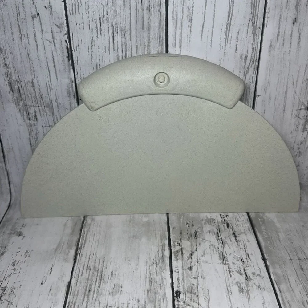 Pampered Chef Lift & Serve Kitchen Tool 12” For Cakes Rings‎ Pizza
